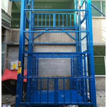 直銷鏈條導(dǎo)軌式液壓貨梯，液壓叉車，液壓起重貨梯安裝施工